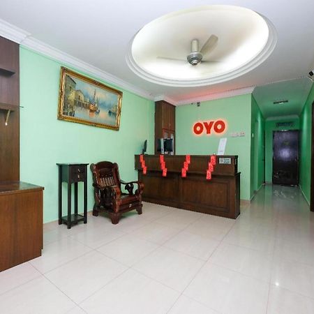 Oyo 89759 Gold Jerantut Hotel Екстериор снимка